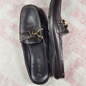 Bay Studio Open Back Brown Shoes - Size 8
